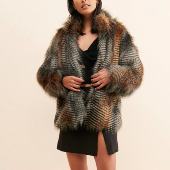 Steph Faux Fur Oversized Jacket - Picture 1 of 1